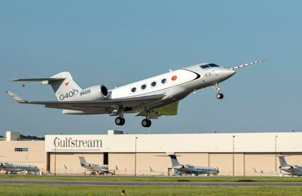 Бизнес-джет Gulfstream G400 начал летные испытания