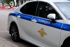 Полуголый россиянин устроил погром в супермаркете и упал замертво